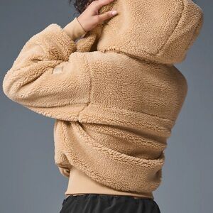 Alo Foxy Sherpa Jacket